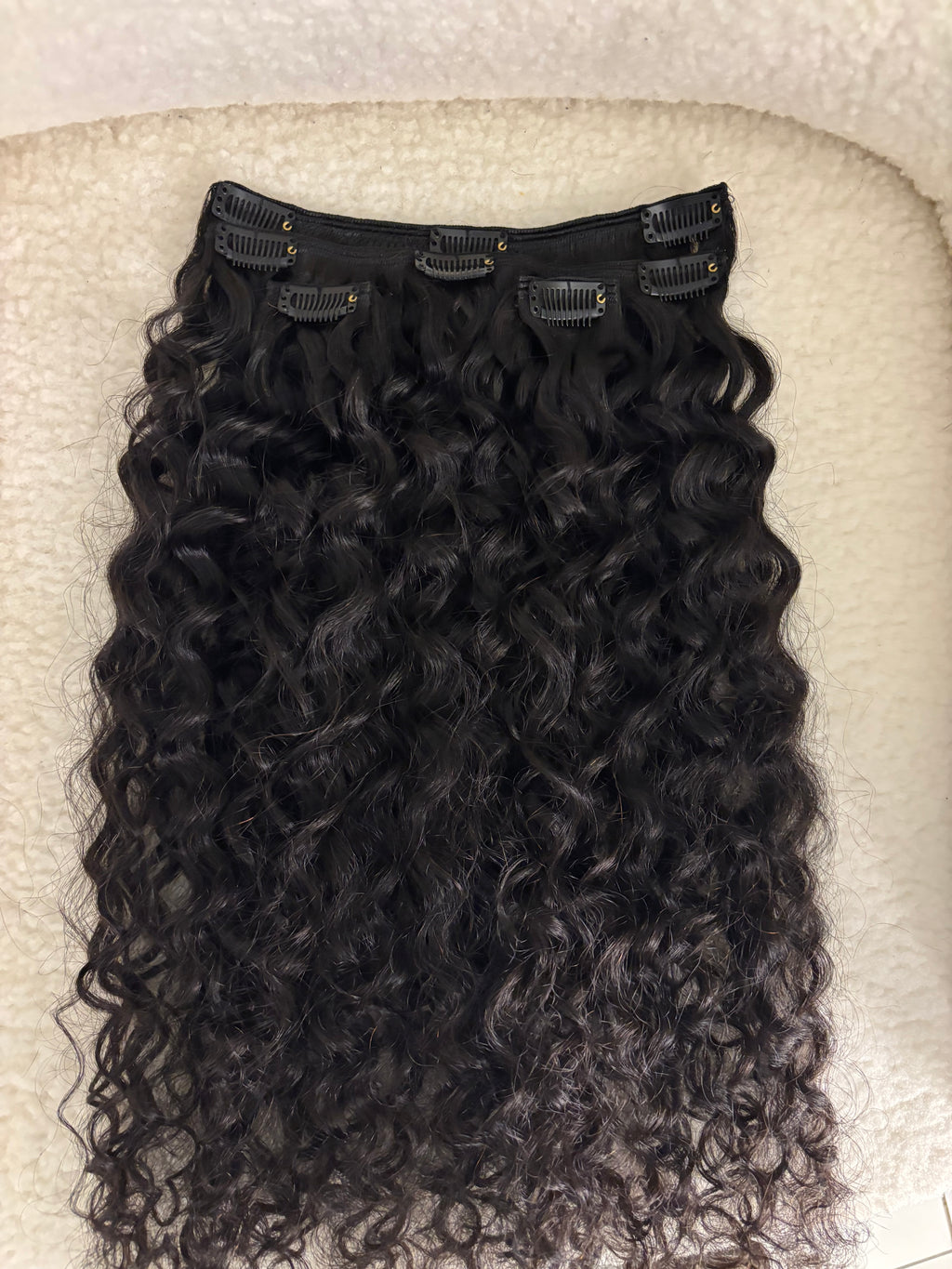 Weft clip in